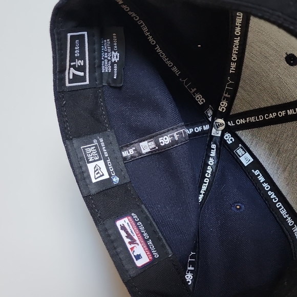 Yankees New Era hat size 7 1/2 - Picture 5 of 7